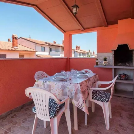 Appartamento In - Istrien 53390 Pola