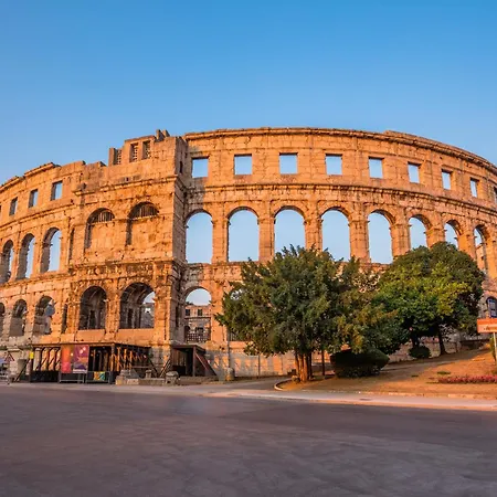 In - Istrien 53390 Appartement *